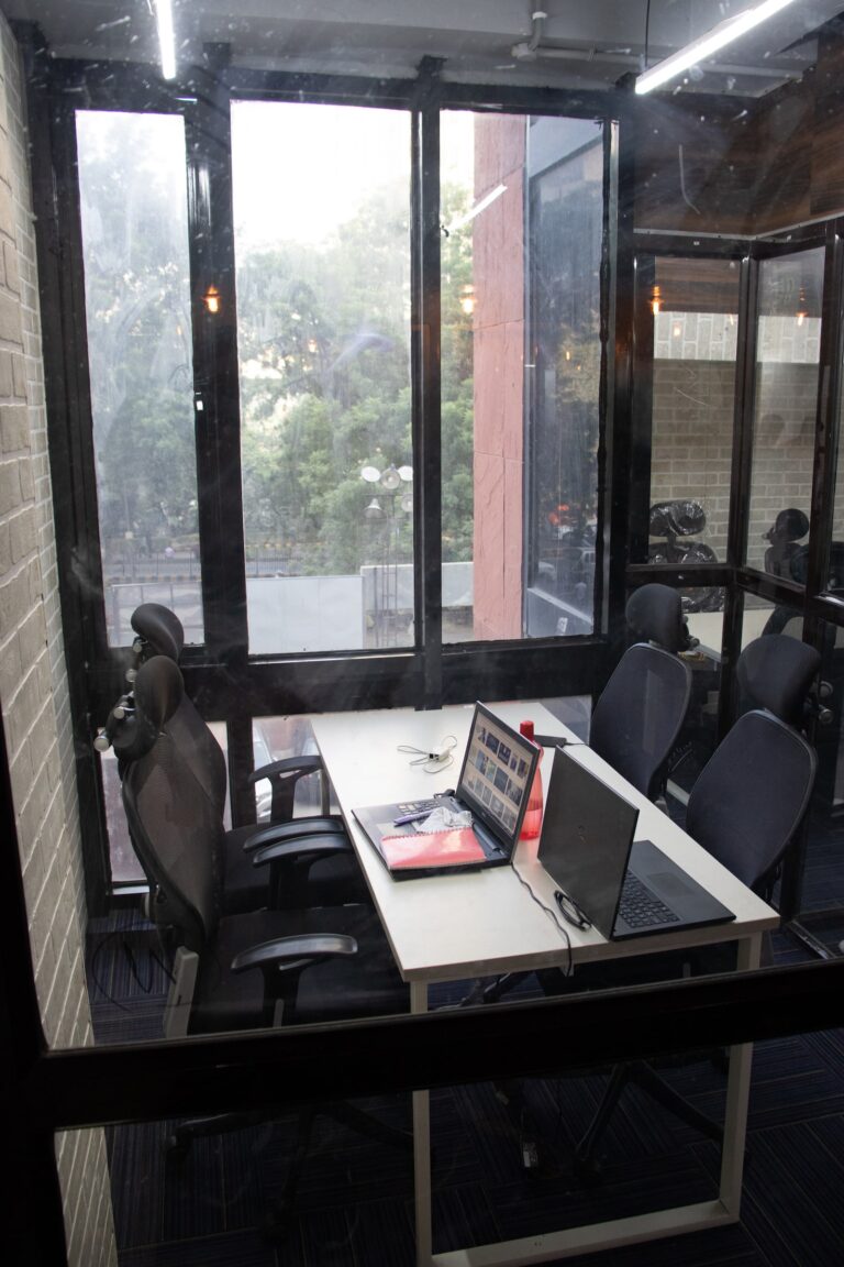 mydesk-8-min